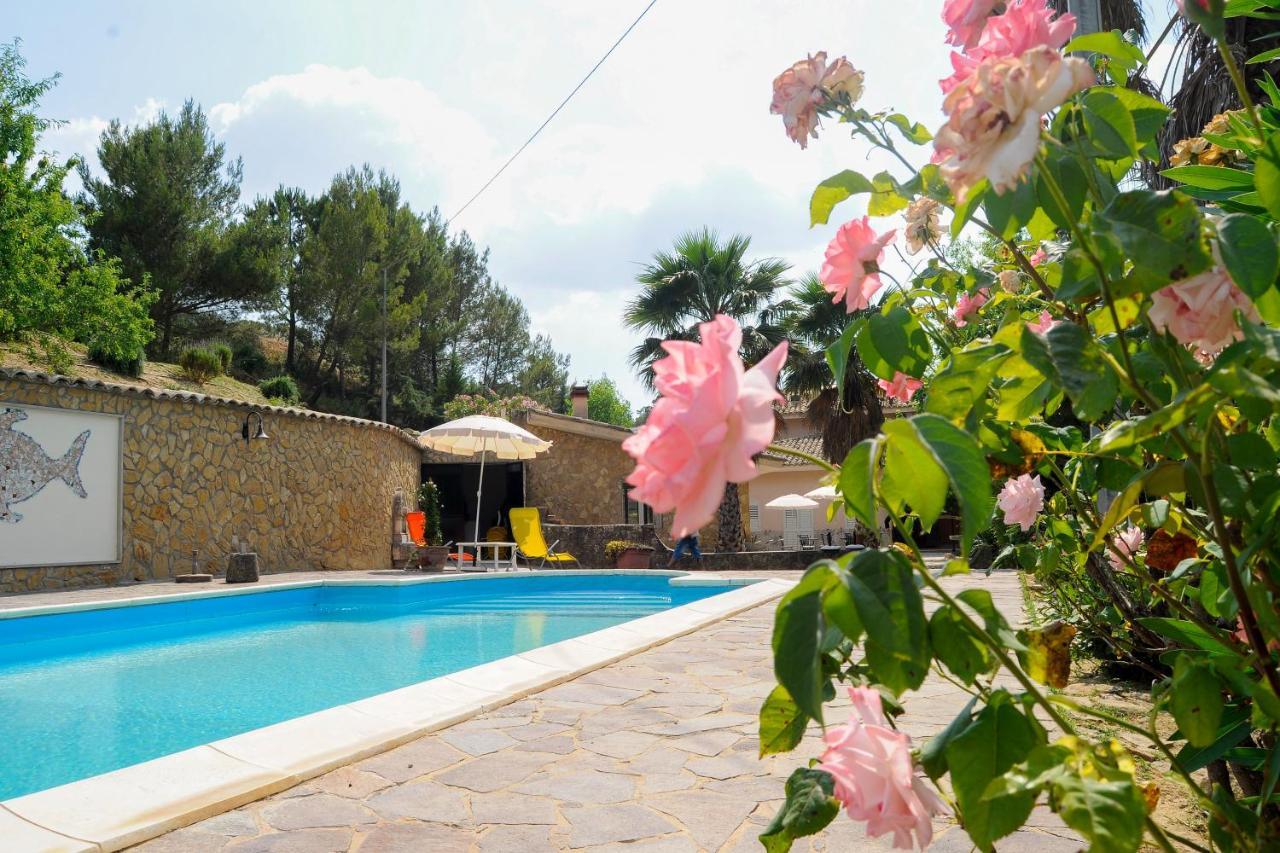פיאצה ארמרינה Agriresort Villa Bentivoglio מראה חיצוני תמונה